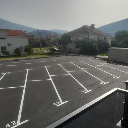 Apartmani Anica Trebinje Exteriör bild